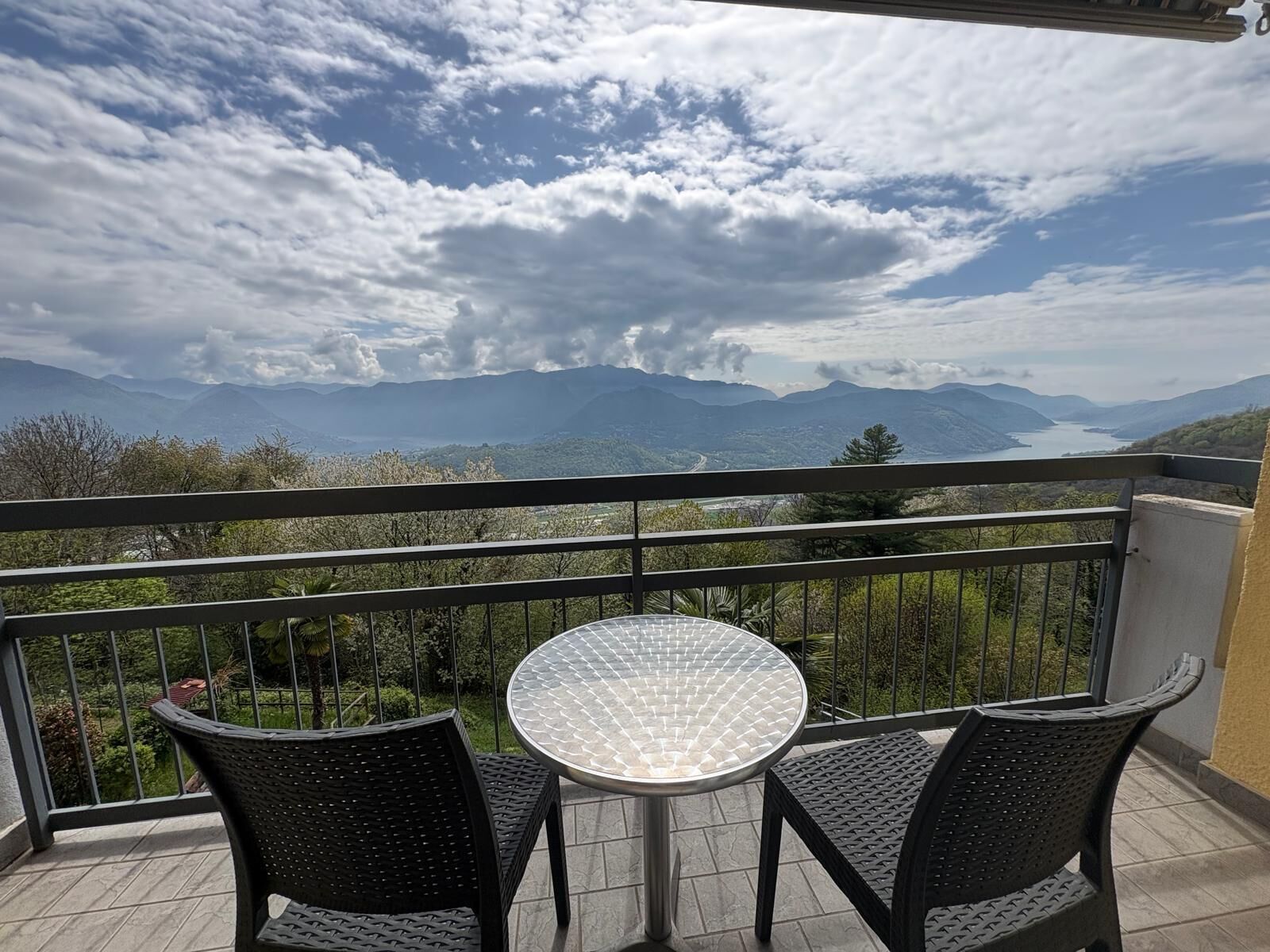 Superior Double Room, Balcony, Lake View | Free WiFi