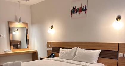 4 Guys Hotels