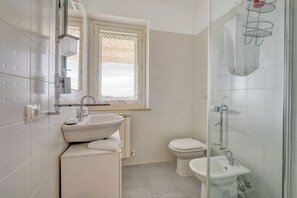 Regadera y bidet 