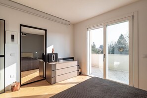 2 habitaciones, tabla de planchar con plancha y wifi 