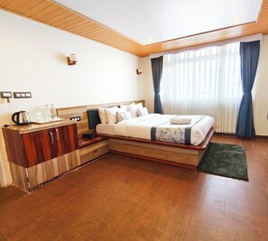 Premium Double Room | Free WiFi - Aurora Darjeeling Grand (Darjeeling)