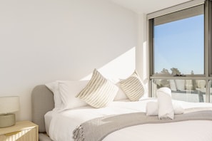 1 chambre, fer et planche à repasser, accès au Wi-Fi (inclus)