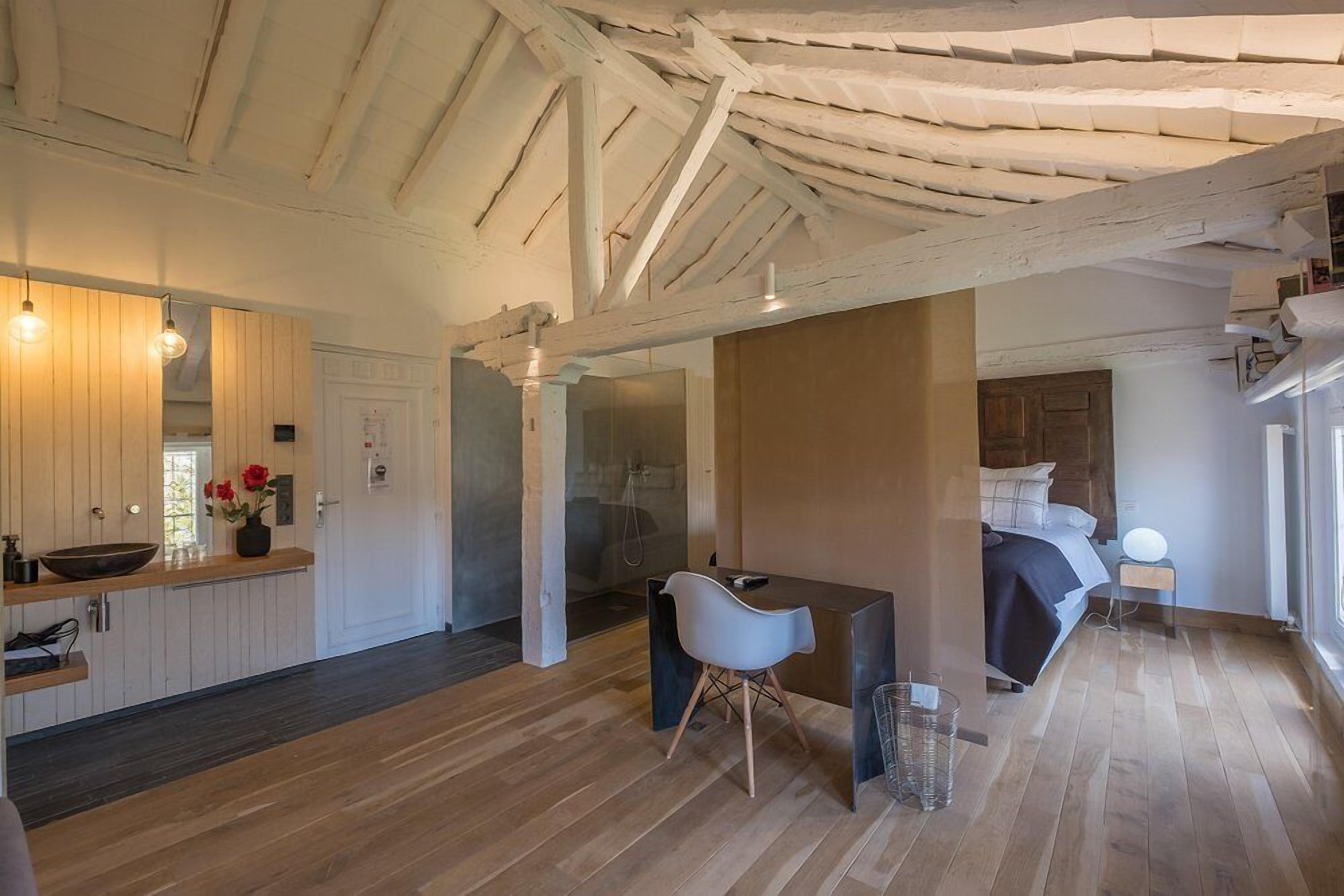 Superior Double Room, Garden View | Premium bedding, down duvets, individually decorated