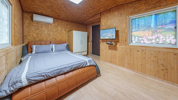 Basic Room, 1 Bedroom (Joy Room (BBQ/pet)) | 1 bedroom, free WiFi - Gapeong Restay Pension (Gapyeong)