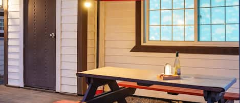 Rom – basic, 1 soverom (Happy Room (BBQ/pet)) | 1 soverom og wi-fi (inkludert)