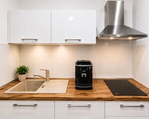 City Apartment, Park View | Private kitchen - Metropole Apartments Romana Square (Bucharest)