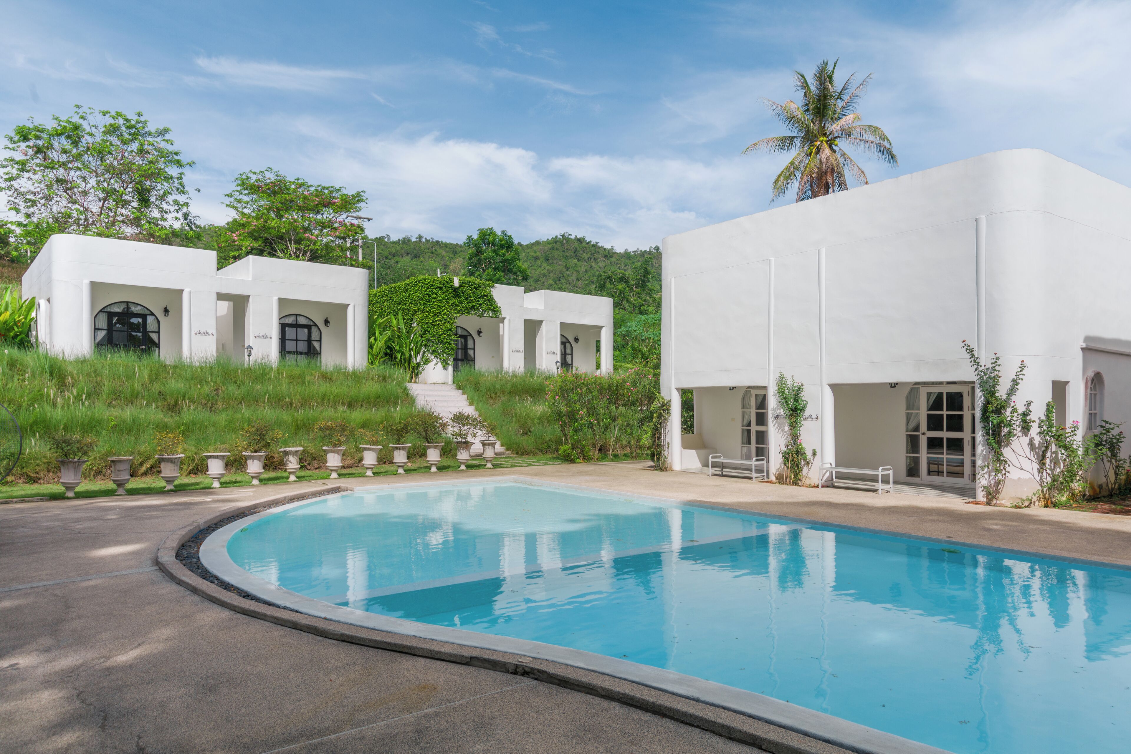 Habitación Deluxe, vista a la alberca | Wifi gratis 