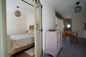 1 chambre, fer et planche Ă repasser, lit parapluie, Wi-Fi gratuit