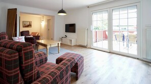 Fernseher, Stereoanlage