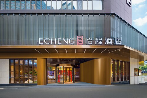 Echeng Hotel 