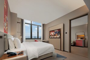 Executive Double Room | Memory foam beds, desk, laptop workspace, blackout drapes - Echeng Hotel  (Chengdu)