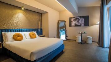 Luxury Room, Balcony, City View | In-room safe, free WiFi