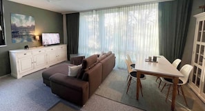 TV - "Gästehaus am Brockeswald" - your retreat in the countryside (Cuxhaven)