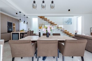 In-room dining - Villa Sanja Zadar Villas (Nin)