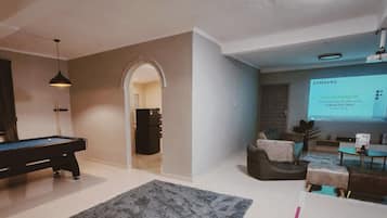 Family Bungalow | Living area | Flat-screen TV