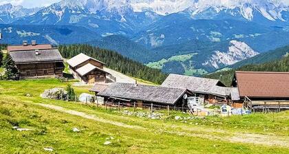 Nice apartment for 4 people with WIFI, TV, pets allowed and panoramic view
