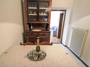 Dining - Beautiful  villa for 3 people with TV (Mergozzo)