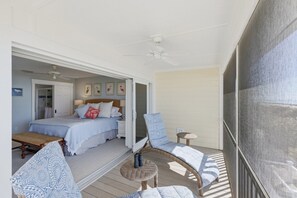 2 bedrooms, iron/ironing board, internet, bed sheets