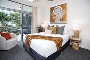 Deluxe Apartment, Balcony, Pool View | 3 bedrooms, iron/ironing board, free WiFi