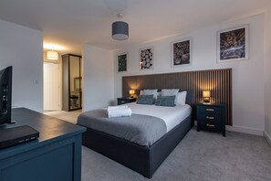 Casa | 5 habitaciones, tabla de planchar con plancha y wifi gratis