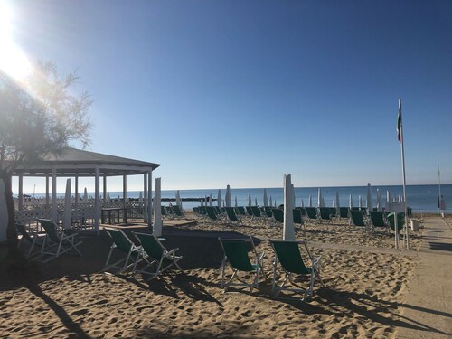 Small villa 50 steps from the sea