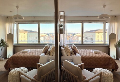 Top floor Central Helsinki Condo - Church & Sea View, Ultra-Fast Wi-Fi, 4K TV