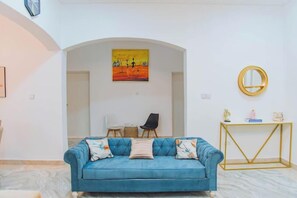 Lägenhet Economy - balkong - utsikt mot staden | Vardagsrum