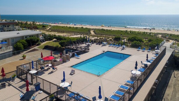 Pool - Perfect beach getaway at Fountainhead Towers, located oceanfront on 116th Street (Ocean City)