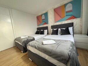 2 bedrooms, iron/ironing board, WiFi, bed sheets