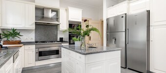Fairview Villa by Cadenzalux