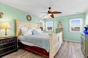 4 bedrooms, free WiFi, bed sheets