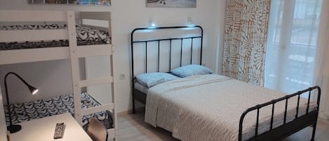Apartment | 2 bedrooms, free WiFi, bed sheets