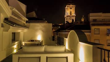 Luxe penthouse, uitzicht op stad | Terras