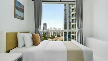 3 bedrooms, iron/ironing board, free WiFi