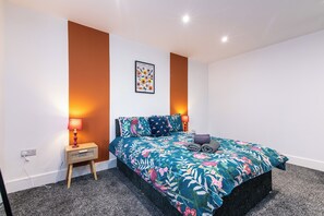 Apartamento, 2 quartos | 2 quartos, ferros/tábuas de passar roupa