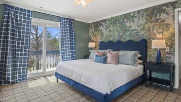 5 soveværelser, skrivebord, strygejern/strygebræt, weekendseng