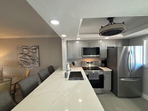 Fridge, microwave, oven, stovetop - Vacation At Bac Bay! Fun In The Sun! 2B/2B Condo Walk To Beach! (Fort Myers Beach)