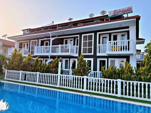 Front of property - Şehzade Apart Otel (Fethiye)
