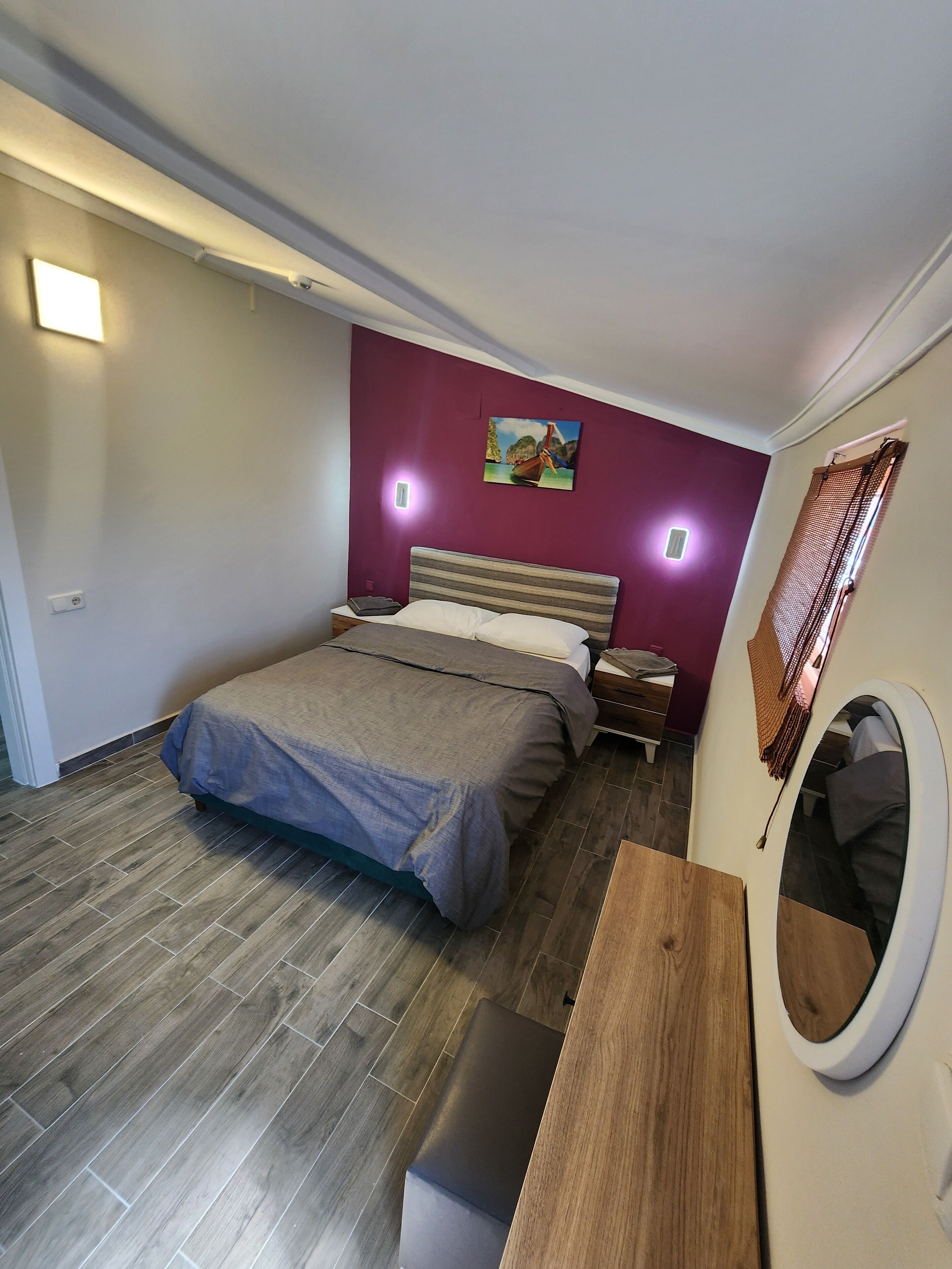 Basic Triple Room, Balcony, Mountain View | Hypo-allergenic bedding, individually decorated, individually furnished