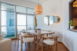 Dining room - Torch 77 by Saffron House (Dubai)
