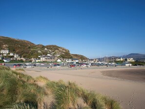 Beach - The Coach House (Dolgellau)