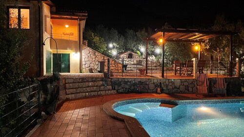 Belvilla by OYO Casa Gialla