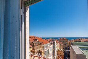 Interior - Sea View Central Apartment by Wonderful Italy (Sanremo)