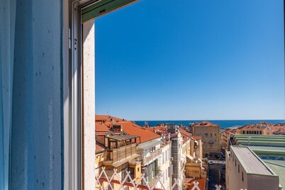 Sea View Central Apartment by Wonderful Italy