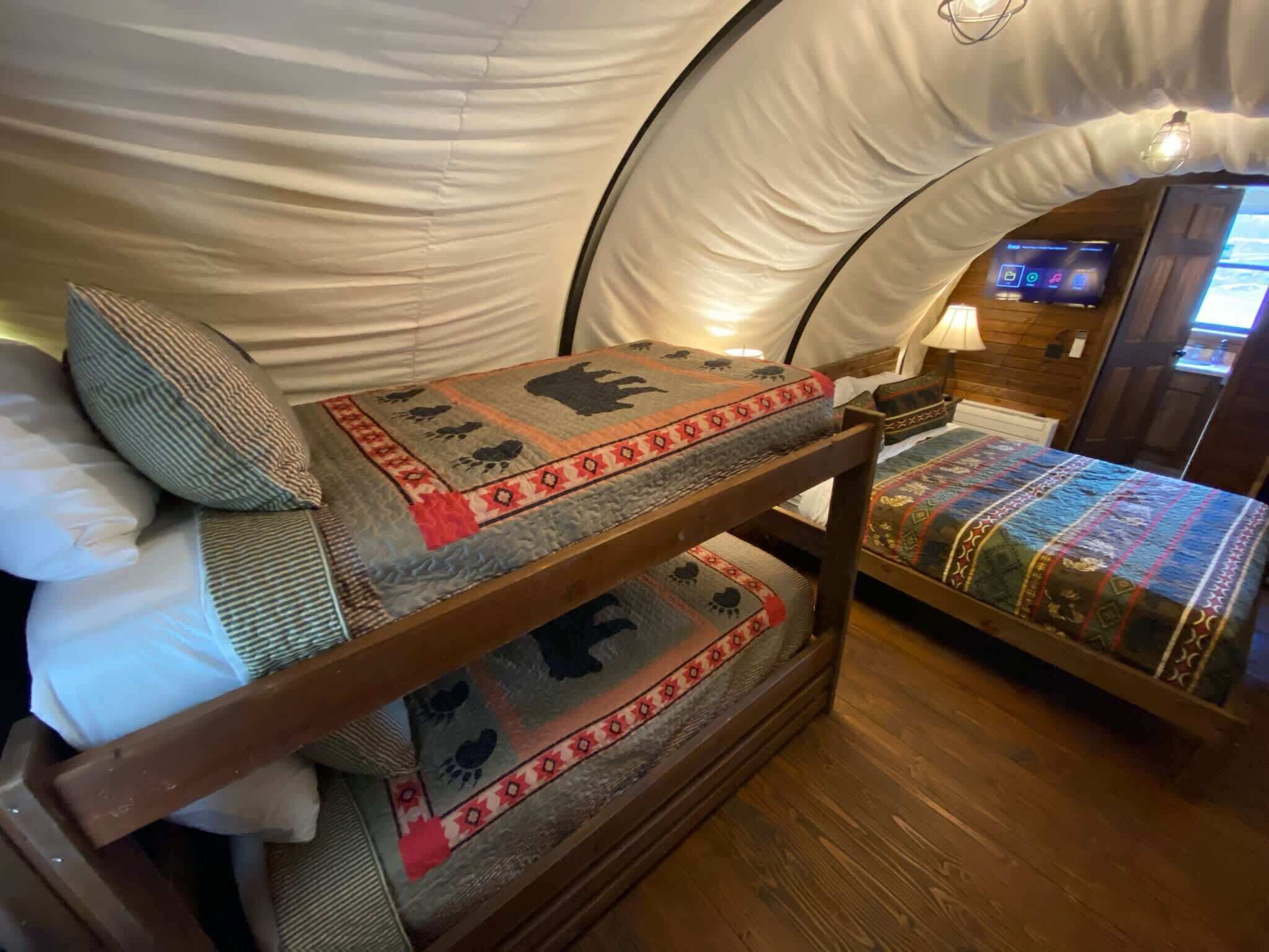 1 bedroom, WiFi, bed sheets