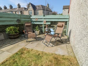 Terrace/patio - 63 Kingsland Road (Holyhead)