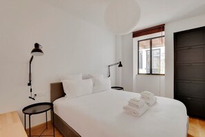 2 slaapkamers, een strijkplank/strijkijzer, reisbedje, wifi