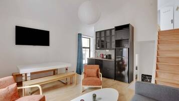 Televisión y oficina