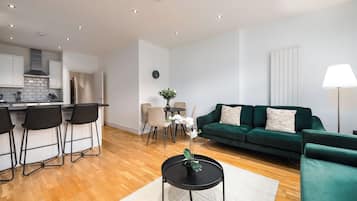 Classic Apartment | Living area