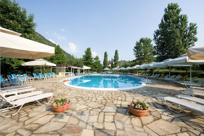 Agriani Hotel